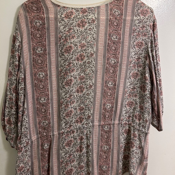 Gentle Fawn Pink and Gray Blouse - Picture 2 of 2